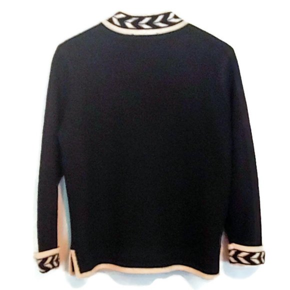 Wondra Wool Black and Cream Snowflake Wool Sweater Womens - Picture 2 of 5